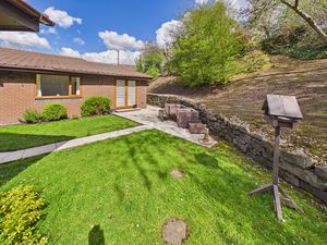 Photo 65- click for photo gallery